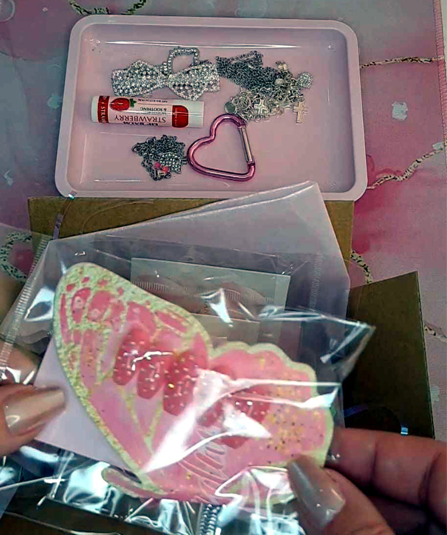 MYSTERY BALL ROSE (press on nails décorés)