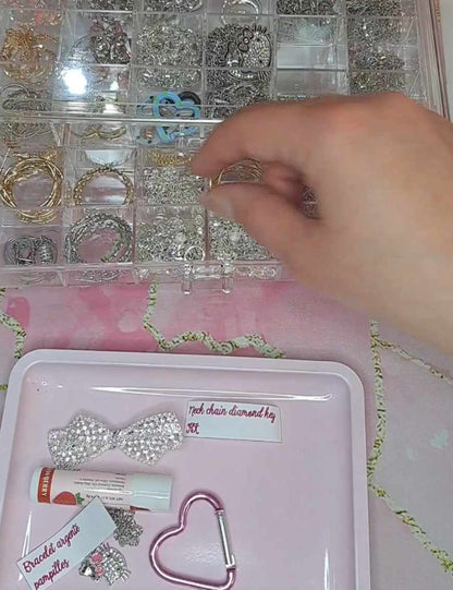 MYSTERY BALL ROSE (press on nails décorés)